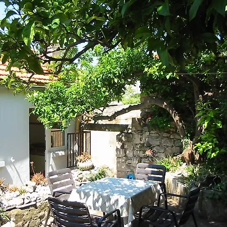 Holiday House Dani